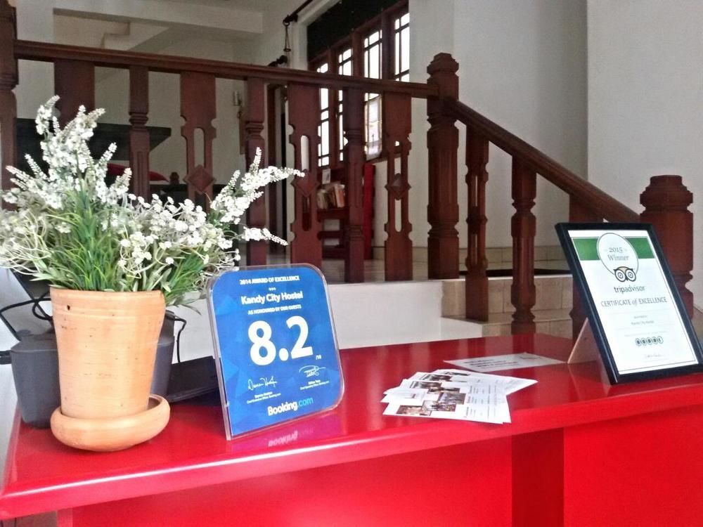 Kandy Walkers Hostel Tennekumbura Экстерьер фото