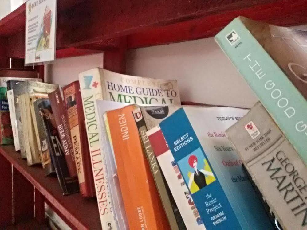 Kandy Walkers Hostel Tennekumbura Экстерьер фото