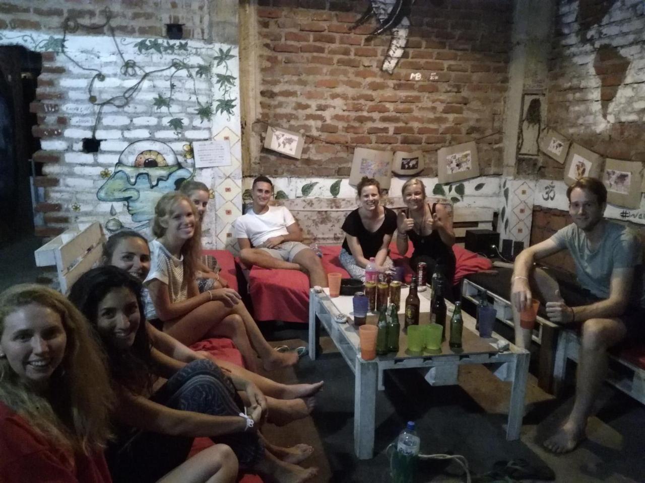 Kandy Walkers Hostel Tennekumbura Экстерьер фото