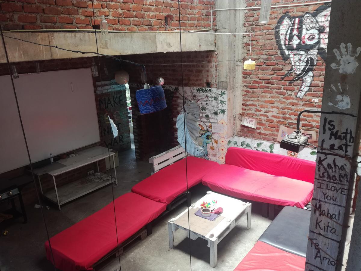 Kandy Walkers Hostel Tennekumbura Экстерьер фото
