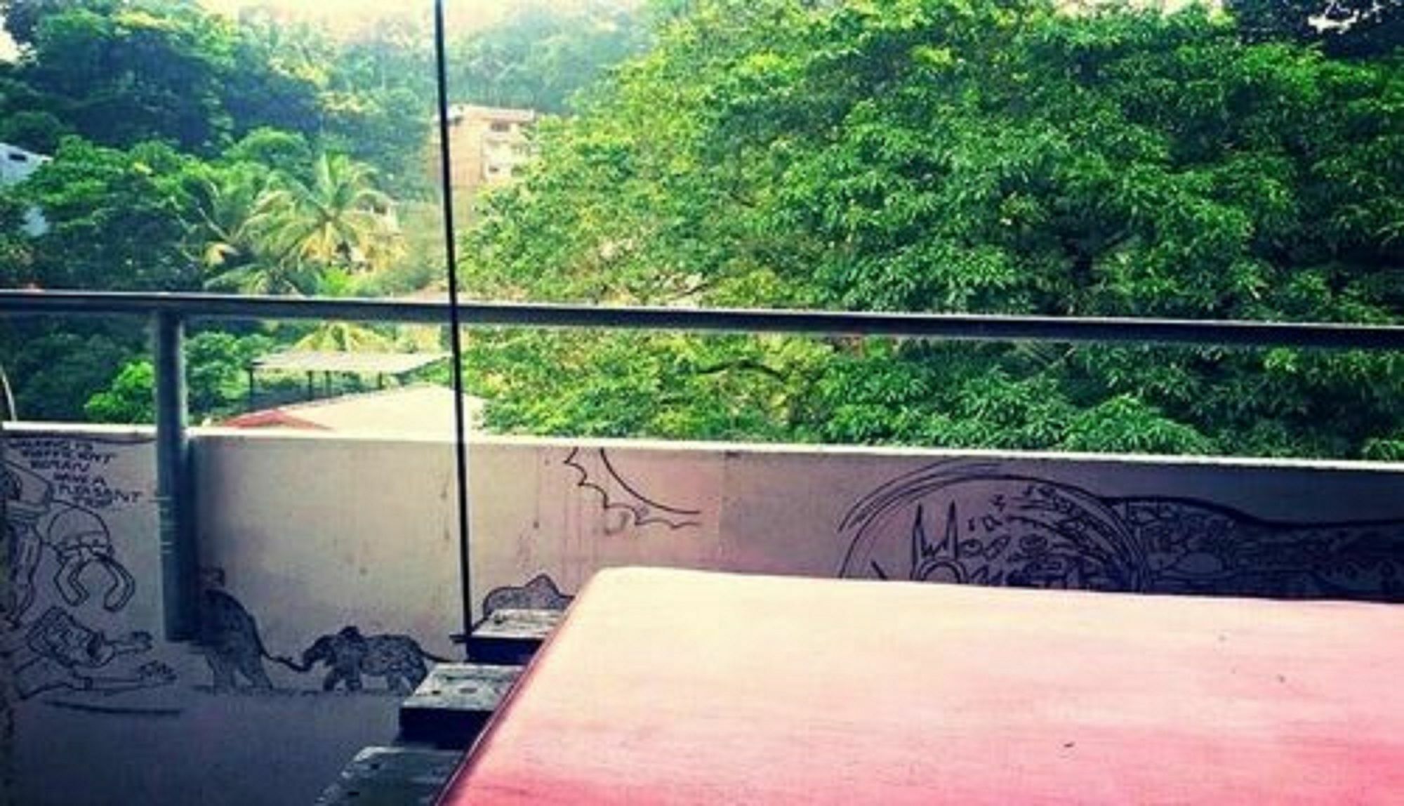 Kandy Walkers Hostel Tennekumbura Экстерьер фото