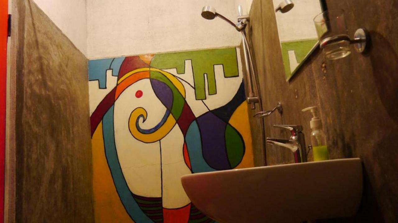 Kandy Walkers Hostel Tennekumbura Экстерьер фото
