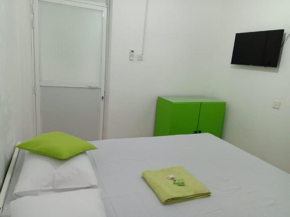 Kandy Walkers Hostel Tennekumbura Экстерьер фото