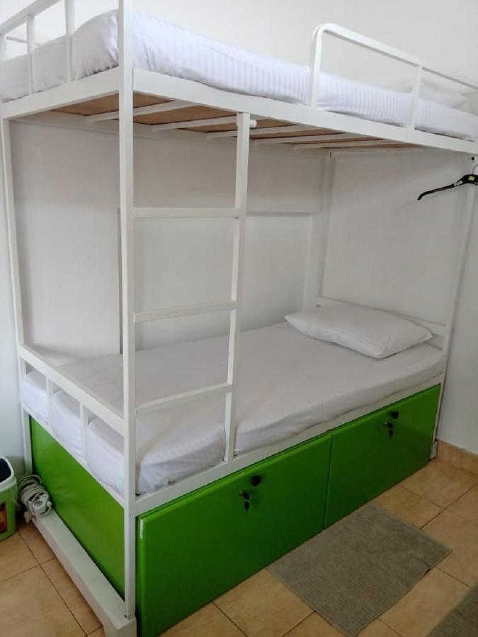 Kandy Walkers Hostel Tennekumbura Экстерьер фото